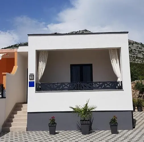 House Aria Di Mare Semesterbostad Starigrad Paklenica