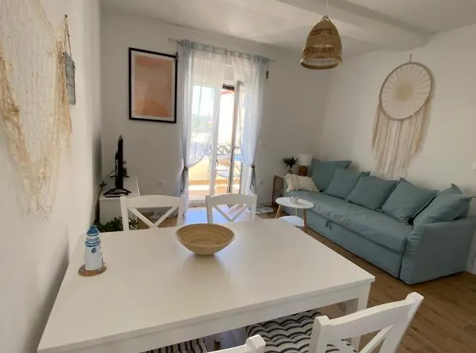 Semesterbostad House Aria Di Mare Starigrad Paklenica
